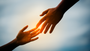 Read more about the article Jak budować silne więzi emocjonalne w związku?